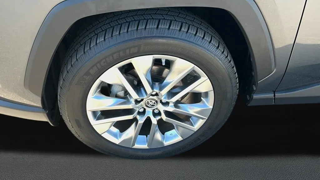 Toyota RAV4 photo 12