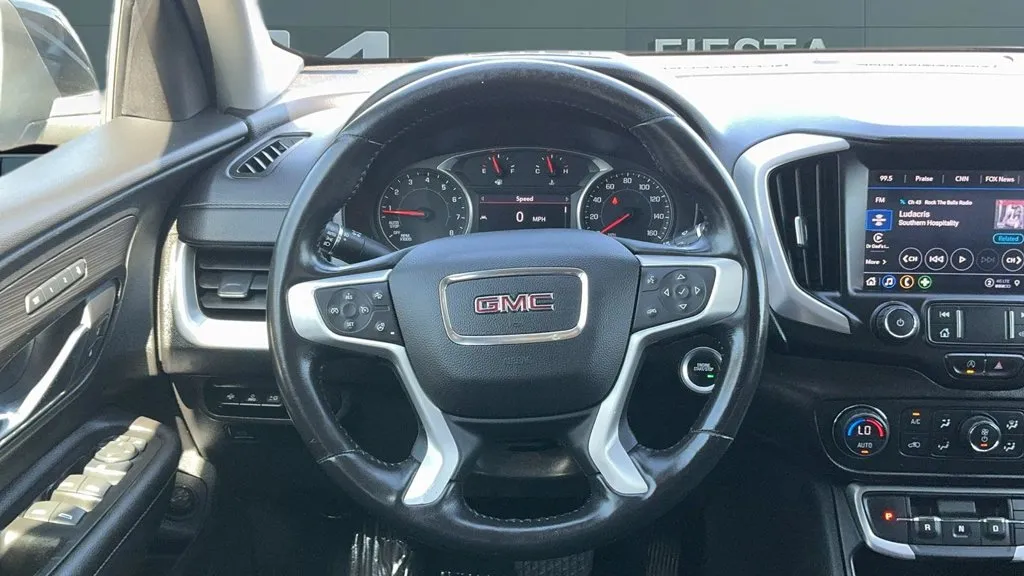 GMC Terrain photo 23
