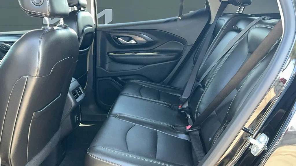 GMC Terrain photo 15