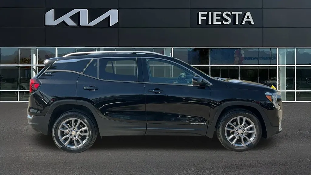 GMC Terrain photo 7