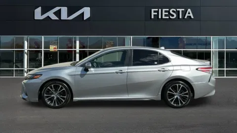 More photos of 2020 Toyota Camry SE at Fiesta Kia, CA