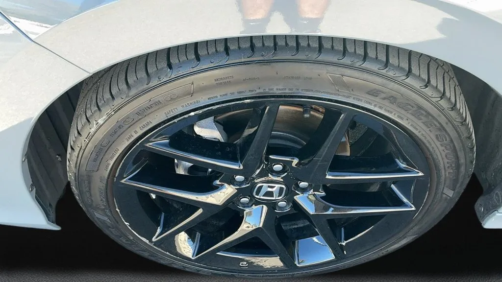 Honda Civic photo 12