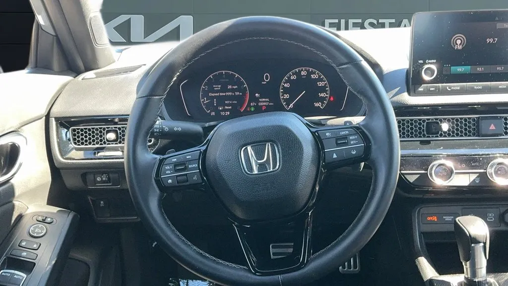 Honda Civic photo 23