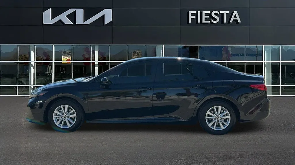 Toyota Camry photo 4