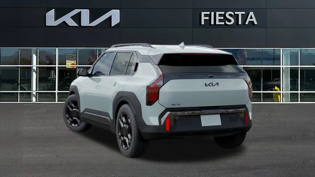 Kia EV3 photo 4