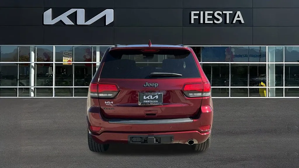 Jeep Grand Cherokee photo 5