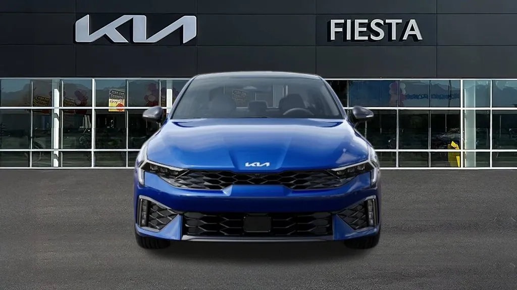 Kia K5 photo 2