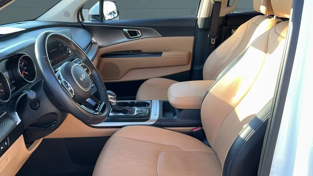 Kia Carnival photo 13