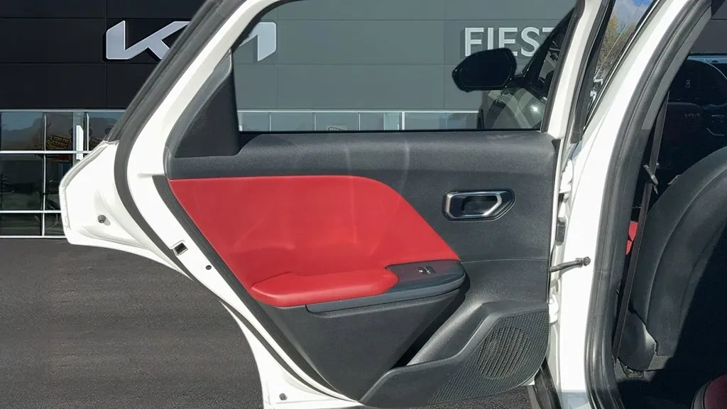 Kia K4 photo 16