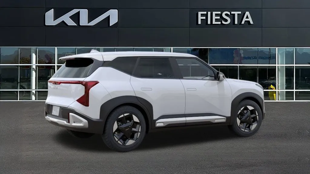 Kia Seltos photo 6