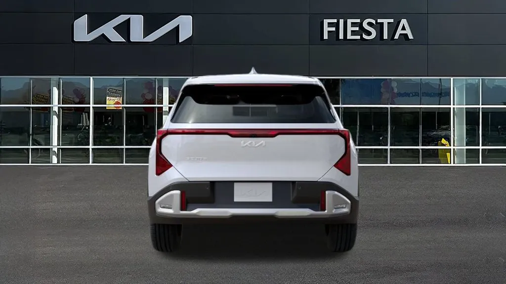 Kia Seltos photo 5