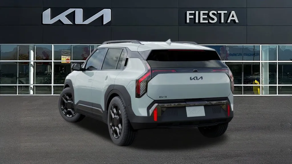 Kia EV3 photo 4