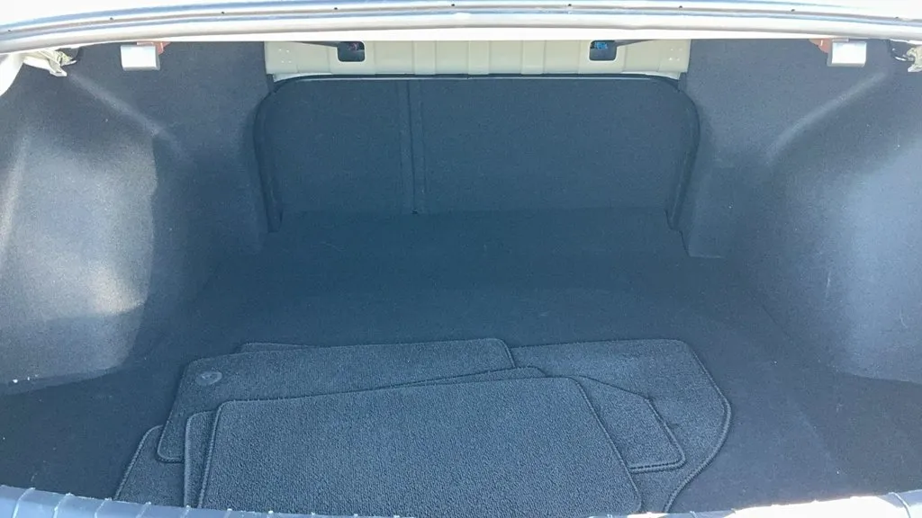 Kia K5 photo 17