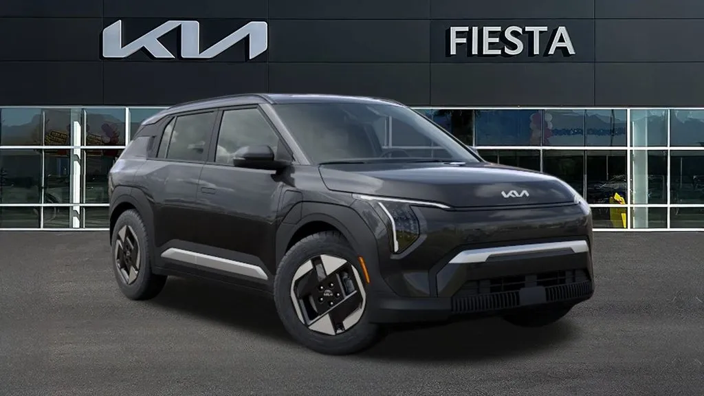 Kia EV3 photo 9