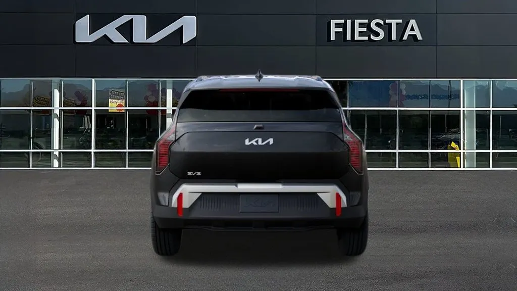 Kia EV3 photo 5