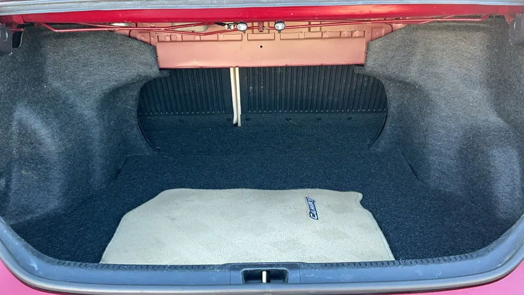 Toyota Camry photo 18
