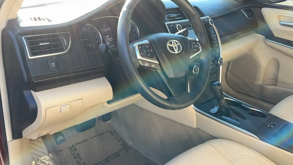 Toyota Camry photo 14