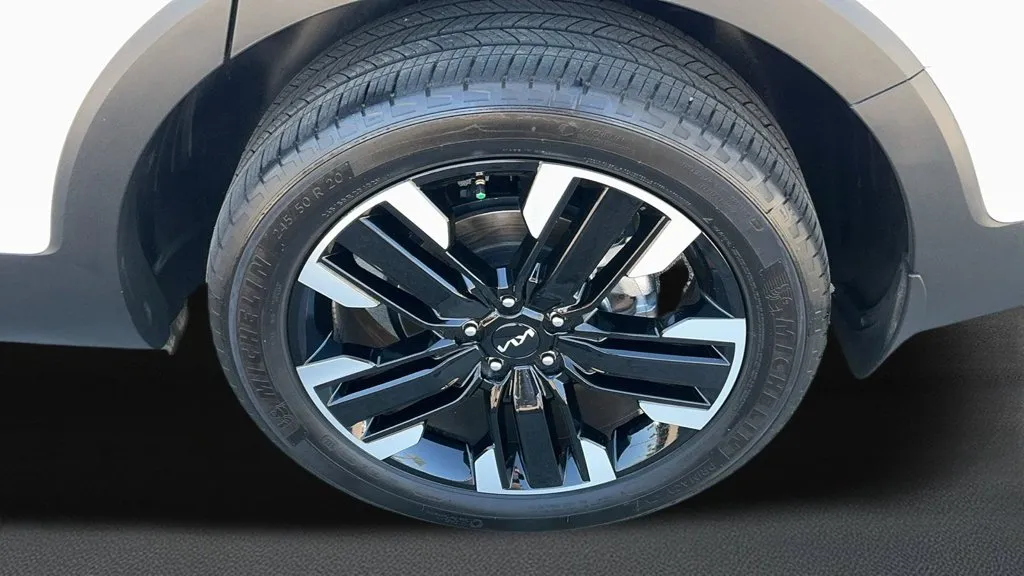 Kia Telluride photo 11
