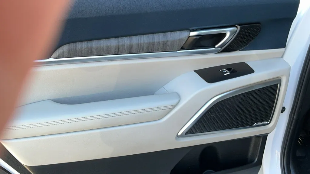 Kia Telluride photo 17