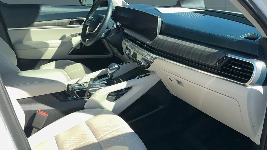 Kia Telluride photo 22