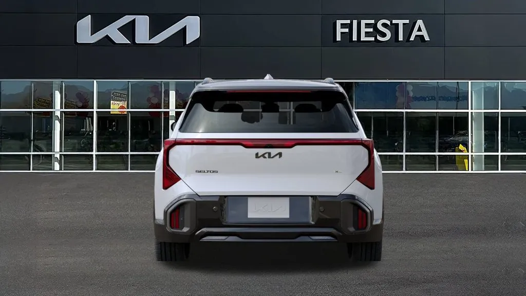 Kia Seltos photo 15