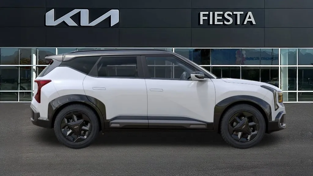 Kia Seltos photo 8