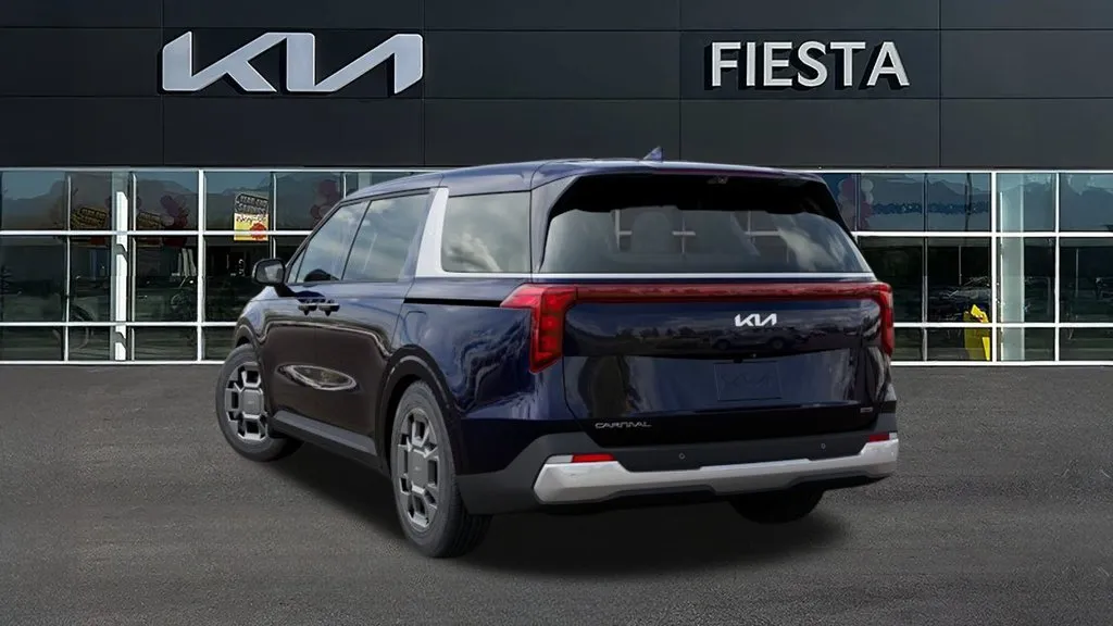Kia Carnival photo 4