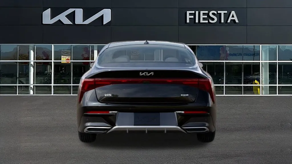 Kia K5 photo 5