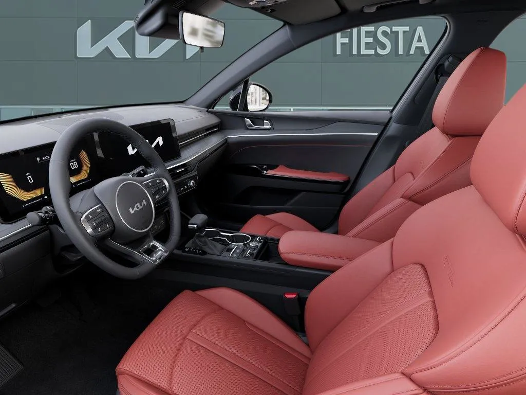 Kia K5 photo 19