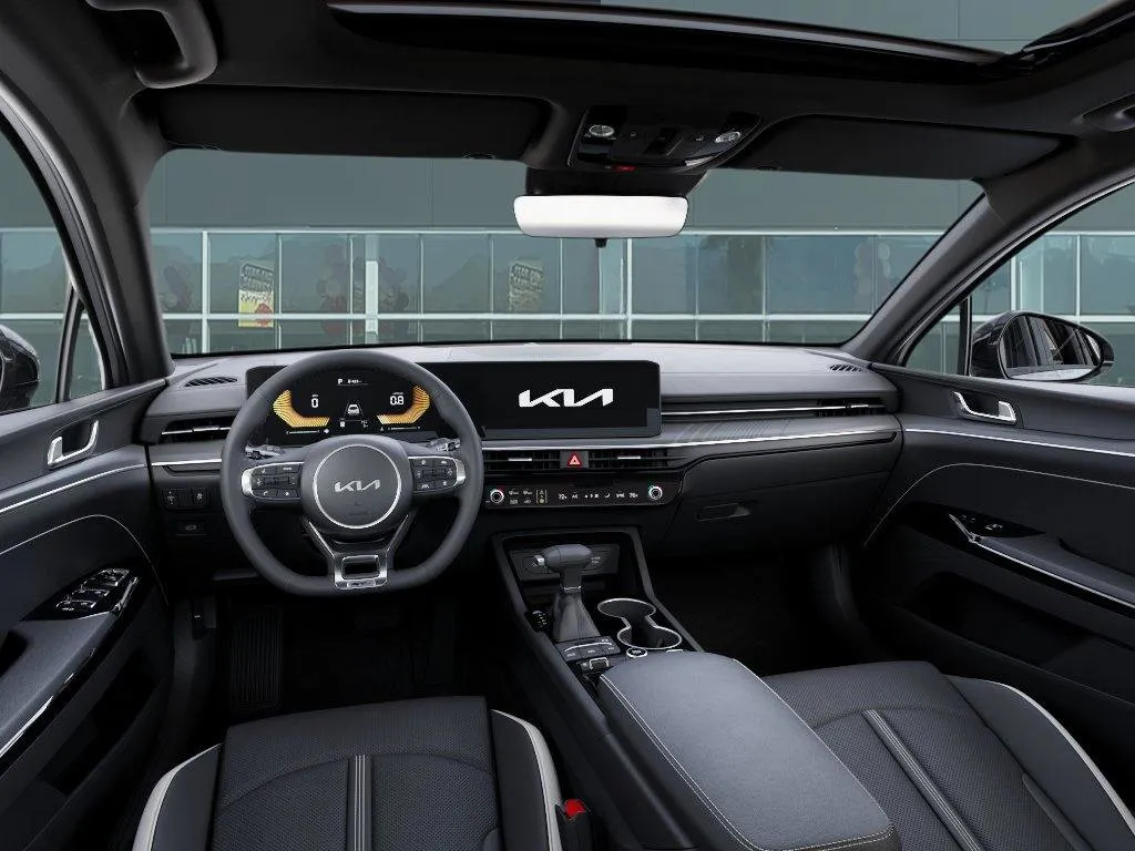 Kia K5 photo 16