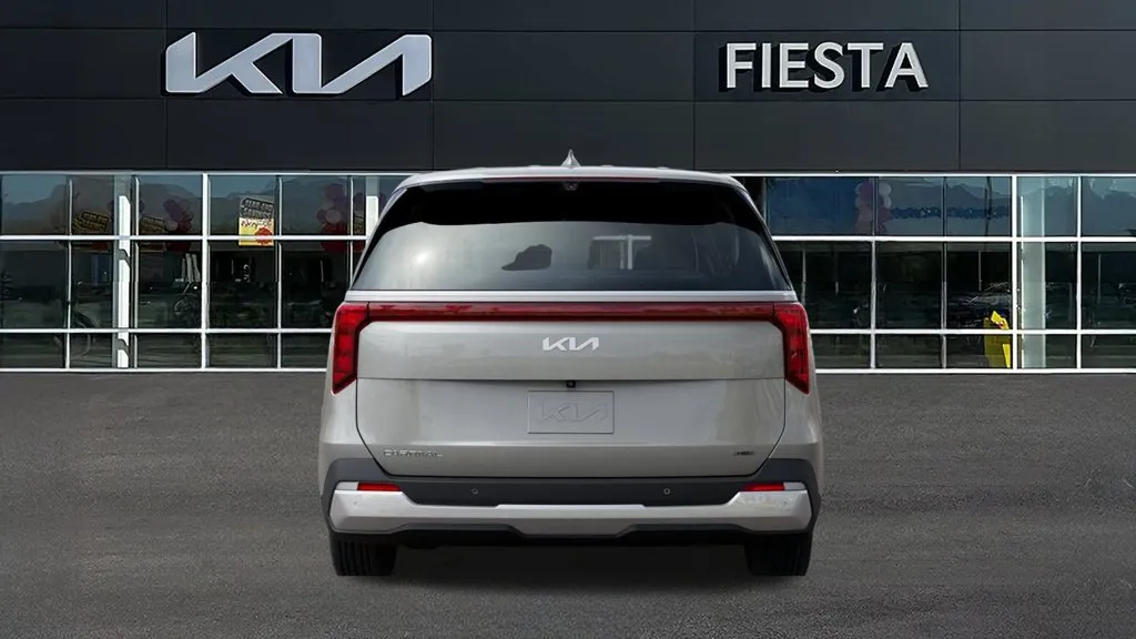 Kia Carnival photo 15