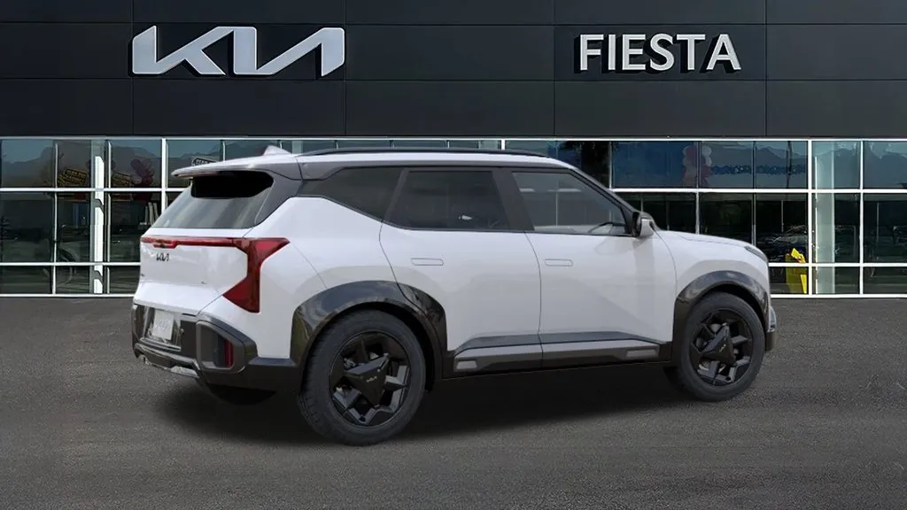 Kia Seltos photo 6