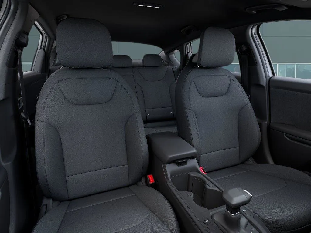 Kia K4 photo 17