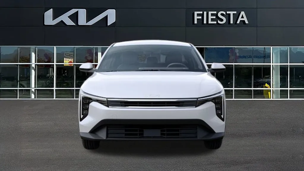 Kia K4 photo 2