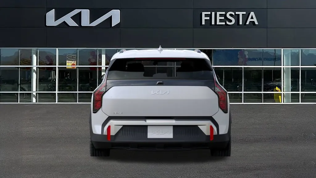 Kia EV3 photo 15