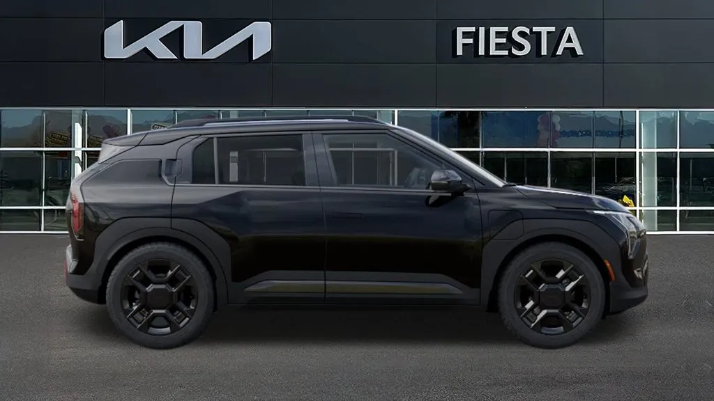 Kia EV3 photo 8