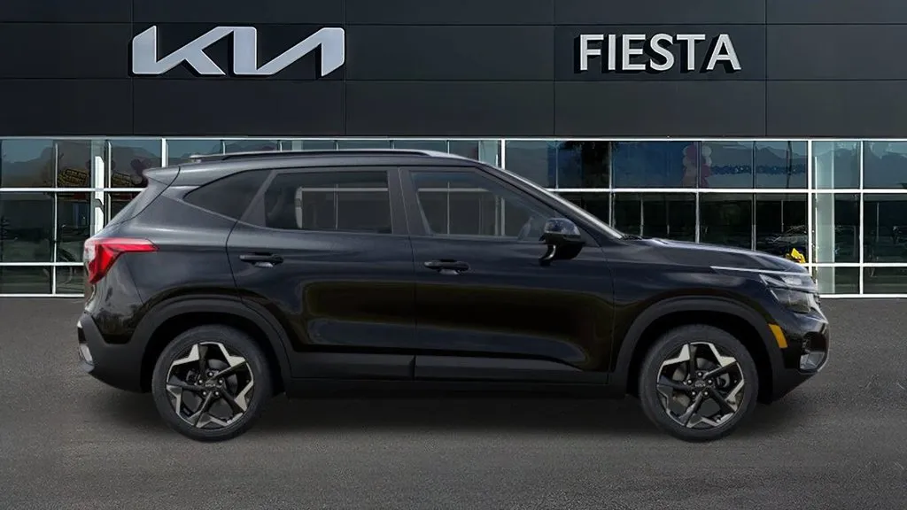 Kia Seltos photo 8