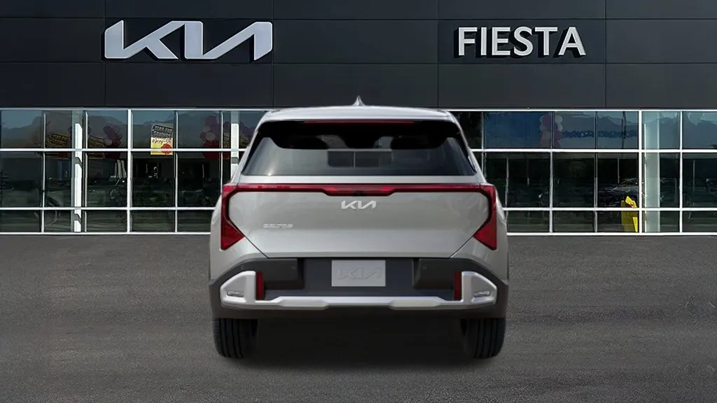 Kia Seltos photo 5
