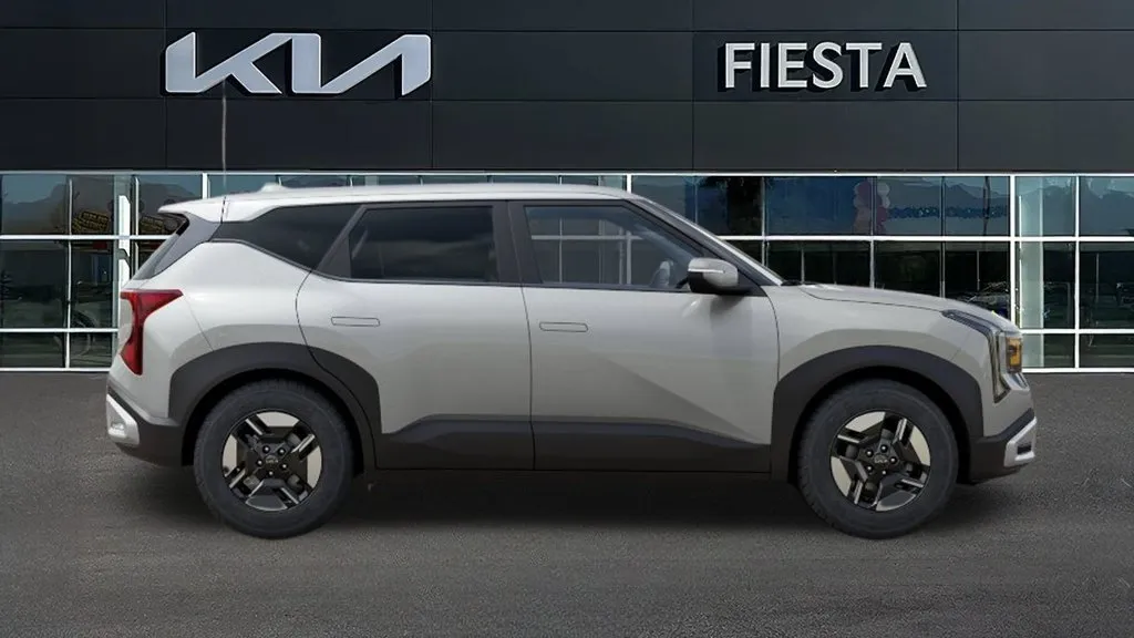 Kia Seltos photo 8