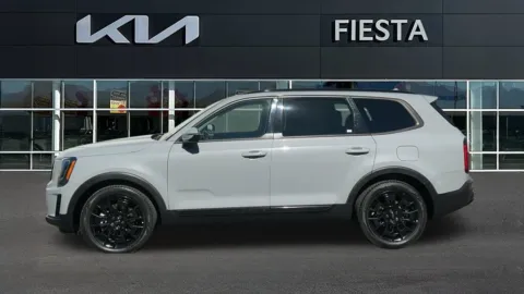 More photos of 2022 Kia Telluride SX at Fiesta Kia, CA