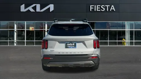 More photos of 2022 Kia Sorento S at Fiesta Kia, CA
