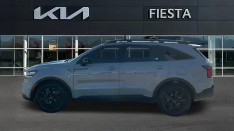 More photos of 2022 Kia Sorento S at Fiesta Kia, CA