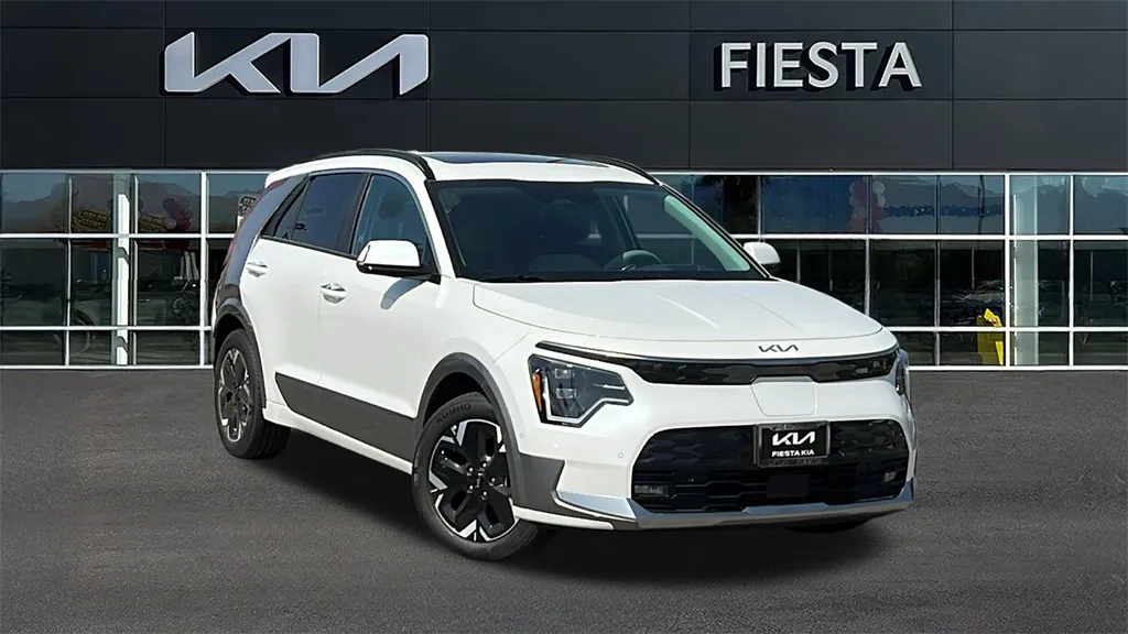 White 2025 Kia Niro EV Wave for sale in Indio, CA