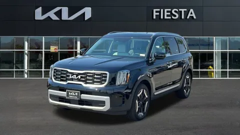 Photos of 2025 Kia Telluride EX for sale in Indio, CA at Fiesta Kia