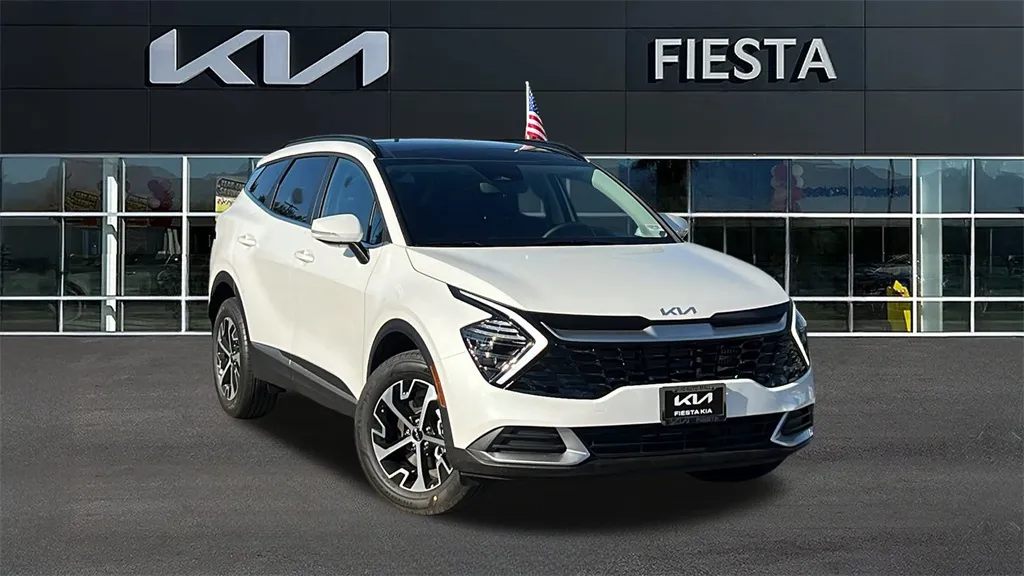 White 2025 Kia Sportage Hybrid EX for sale in Indio, CA