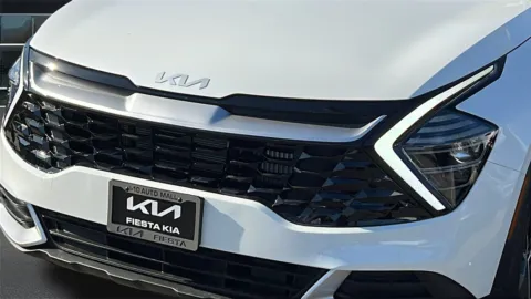 More photos of 2025 Kia Sportage Hybrid EX at Fiesta Kia, CA