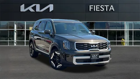 Green 2025 Kia Telluride S for sale in Indio, CA