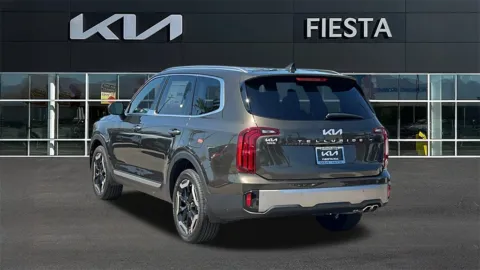 More photos of 2025 Kia Telluride S at Fiesta Kia, CA