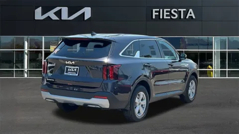 More photos of 2025 Kia Sorento LX at Fiesta Kia, CA