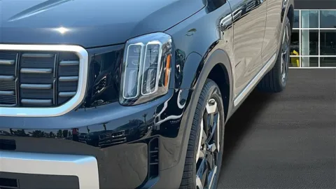 Another view of 2025 Kia Telluride S for sale in Indio, CA at Fiesta Kia